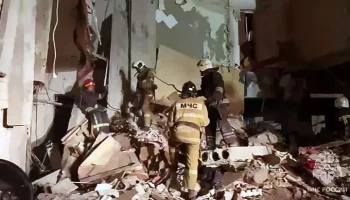 Тела еще двух человек извлекли из-под завалов дома в Луганске