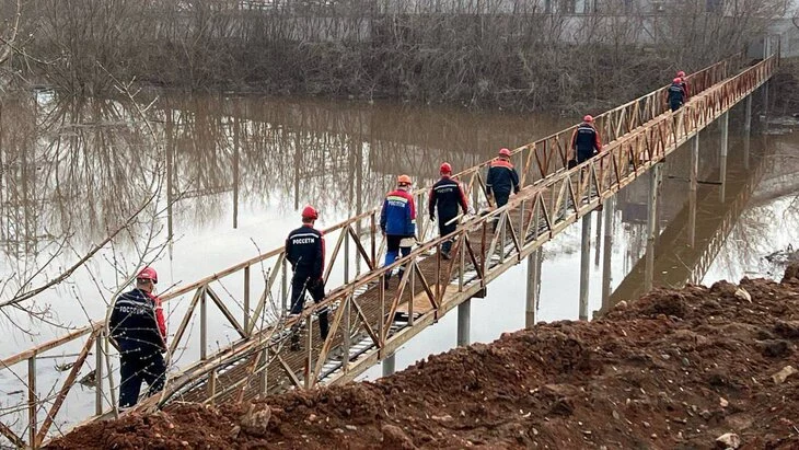 Уровень реки Урал у Оренбурга снизился до 1 178 см Уровень реки Урал у Оренбурга снизился до 1 178 см