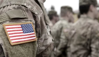 AFP: По авиабазе США на западе Ирака выпустили по меньше мере 15 ракет