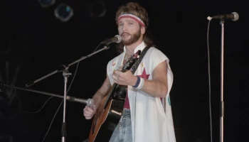 "Известия": следователи допросили обвиняемого в убийстве певца Талькова