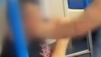 Житель Перми избил мужчину в вагоне поезда московского метро