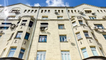 В трех бывших доходных домах в ЦАО заменят все лифтовое оборудование в рамках программы капремонта