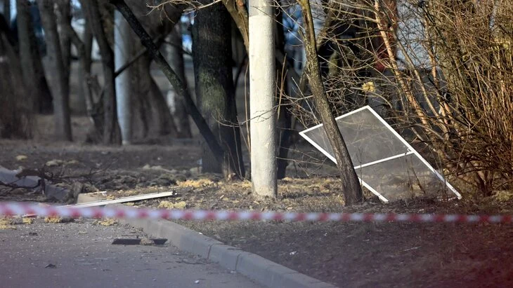 Более 50 жилых домов повреждены в Севастополе при атаке БПЛА Более 50 жилых домов повреждены в Севастополе при атаке БПЛА