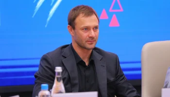 Экс-нападающий сборной РФ Сычев решил возобновить карьеру футболиста в 41 год