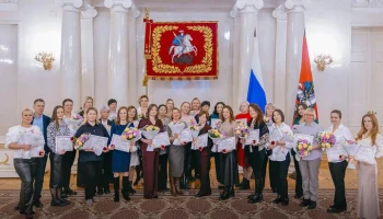 Собянин: еще 74 медбрата и медсестры получили почетный московский статус