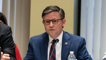 Спикер Джонсон: Конгресс готов применить любые меры против МУС