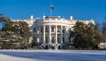 Хассетт рассказал, почему России нет в списке вводимых США торговых пошлин