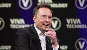 &laquo;Веди себя тише&raquo;: Маск назвал Сикорского &laquo;маленьким человеком&raquo; из-за Starlink