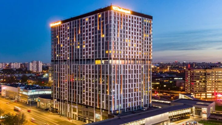 Около 200 человек эвакуированы из столичного бизнес-центра из-за короткого замыкания Около 200 человек эвакуированы из столичного бизнес-центра из-за короткого замыкания