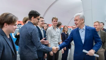 Собянин: В этом году планируется благоустроить территории у 41 объекта транспорта