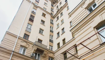 Завершился капремонт дома, в котором жили участники ВОВ, герои СССР Георгий Паламарчук и Борис Лях
