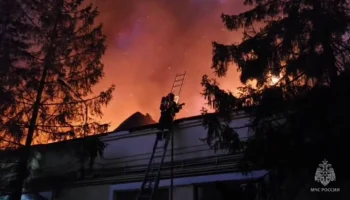 Пожар в Тушине локализован на площади 2 тыс "квадратов"