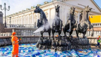 Фонтанный комплекс на Манежной площади начали готовить к открытию сезона