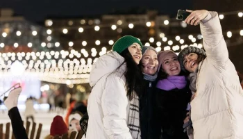 В столице представили программу проекта "Зима в Москве"