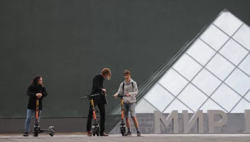 Власти согласились запретить использовать электросамокаты детям младше 16 лет