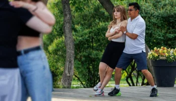 На Чистопрудном бульваре открылся проект "Улица. Танцы"