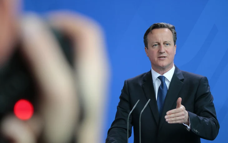 Кэмерон назвал опасной эскалацией отправку войск НАТО на Украину Кэмерон назвал опасной эскалацией отправку войск НАТО на Украину