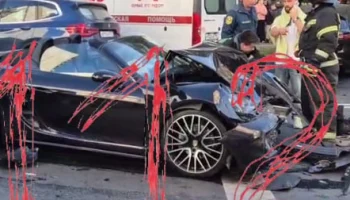 Автомобили Porsche, BMW и Infiniti столкнулись на Веерной улице на западе Москвы