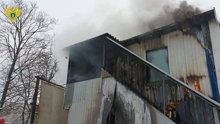 Прокуратура взяла на контроль ситуацию с пожаром на северо-востоке Москвы
