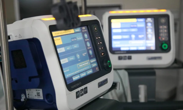 Начал распространяться по миру: женщина скончалась от вируса Нипах в Бангладеш