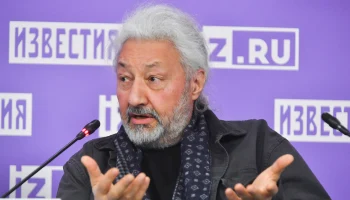 Стас Намин обвинил пасынка в намерении повесить двойное убийство на мать
