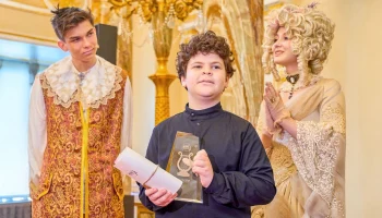 Собянин: 102 учащихся получили награды в сфере культуры и искусств