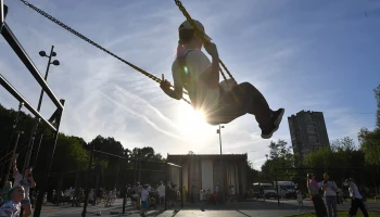 Новые правила назначения детских пособий вступили в силу: что изменилось