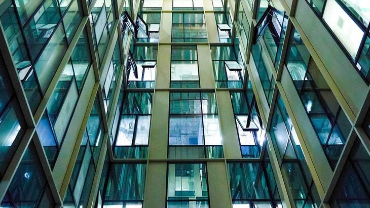 Собянин одобрил строительство трех деловых и промышленных объектов Собянин одобрил строительство трех деловых и промышленных объектов