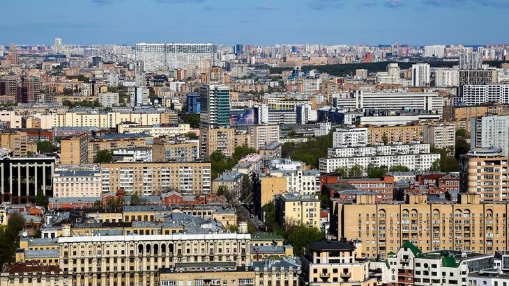 Город выставил на торги три здания в центре столицы и в Подмосковье Город выставил на торги три здания в центре столицы и в Подмосковье