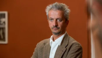 Богомолов не будет объединять Театр Виктюка и Театр на Бронной