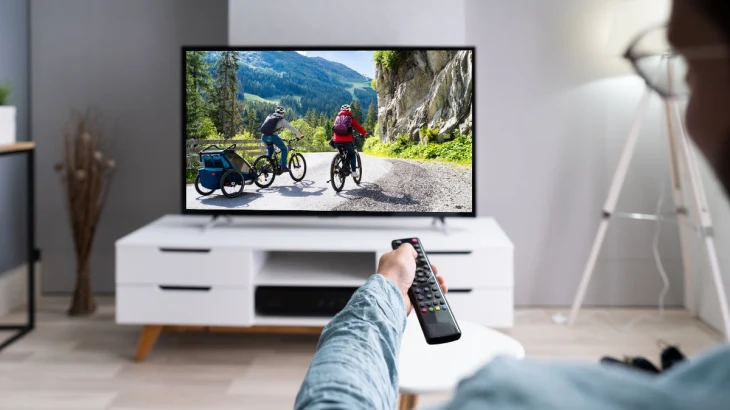 Сделай два шага от экрана: вредно ли излучение микроволновки и телевизора Сделай два шага от экрана: вредно ли излучение микроволновки и телевизора