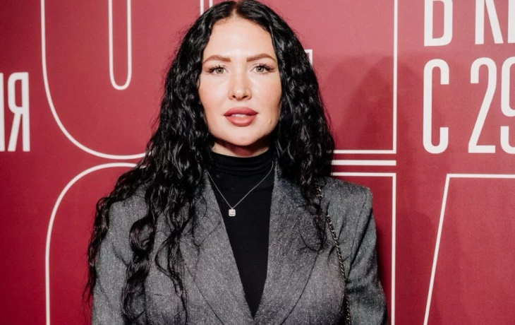 Как правильно подобрать брючный костюм на весну: советы дизайнера Как правильно подобрать брючный костюм на весну: советы дизайнера