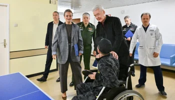 Собянин и Цивилева навестили участников СВО в московском госпитале