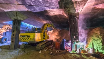 Облицовка путевых стен строящейся станции метро &laquo;Корниловская&raquo; выполнена на треть