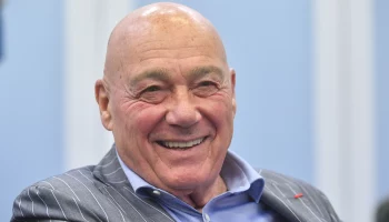 «Вранье все!»: жена Познера опровергла информацию о госпитализации супруга