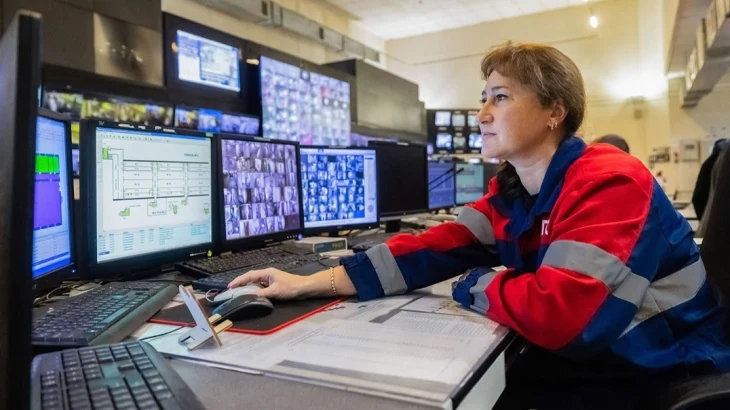 Собянин: Городские службы в новогодние дни будут работать круглосуточно Собянин: Городские службы в новогодние дни будут работать круглосуточно