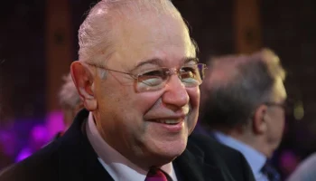 Юмориста Петросяна выписали из больницы