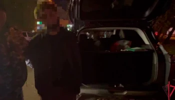 Росгвардейцы задержали в Москве подозреваемого в незаконном хранении наркотиков