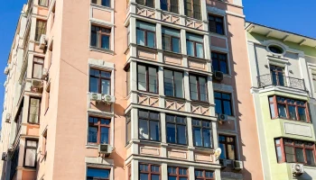 В жилом доме в районе Хамовники произвели замену всего лифтового оборудования В жилом доме в районе Хамовники произвели замену всего лифтового оборудования