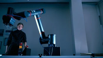 Собянин: Открыт первый в РФ испытательный центр роботов и беспилотных систем