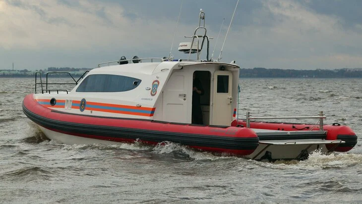 Моторная лодка затонула на Каме в Татарстане Моторная лодка затонула на Каме в Татарстане