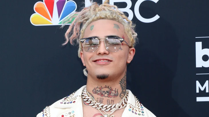 Lil Pump признался в любви Путину после концерта в Москве Lil Pump признался в любви Путину после концерта в Москве