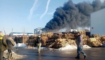 Число пострадавших при пожаре в цехе в Ростовской области выросло до трех