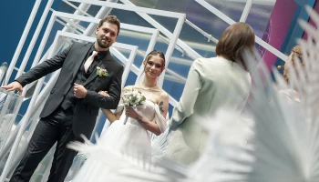 Прием заявлений на регистрацию брака в Гостином Дворе открылся в столице