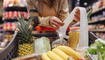 Россиянам назвали товары, которые подорожают после повышения НДС