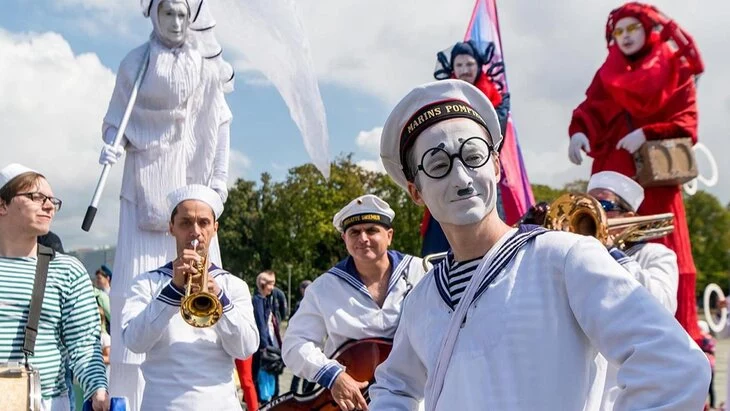 В Москве открывается масштабный уличный фестиваль "Театральный бульвар"