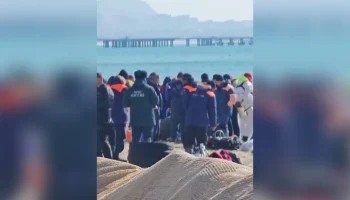 Спасатель-водолаз погиб при очистке Керченского залива от нефтепродуктов