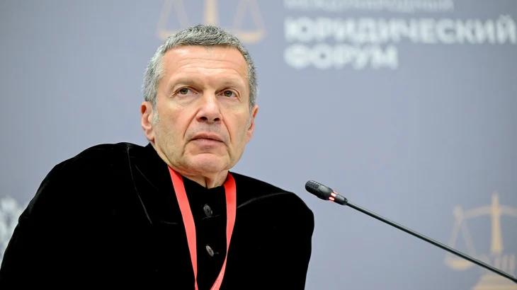 Владимир Соловьев раскритиковал клубы РПЛ за траты на легионеров Владимир Соловьев раскритиковал клубы РПЛ за траты на легионеров