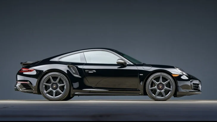 Москвич может потерять свой Porsche 911 из-за 182 штрафов за нарушения ПДД Москвич может потерять свой Porsche 911 из-за 182 штрафов за нарушения ПДД