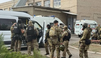 Мать предполагаемого участника захвата заложников в ИК-19 сделала заявление